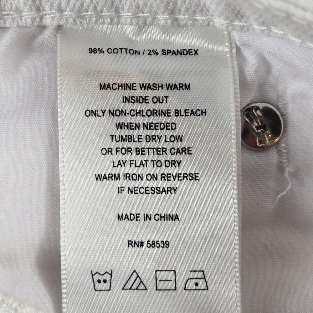 Kut from the Kloth Bermuda Shorts Womens 8 White Denim Mid Rise - Picture 9 of 14